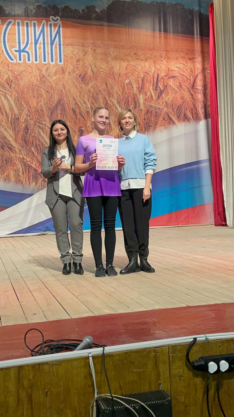 В посёлке Караванный Оренбургского района прошёл уже традиционный районный конкурс хореографических коллективов «Танцевальный олимп»